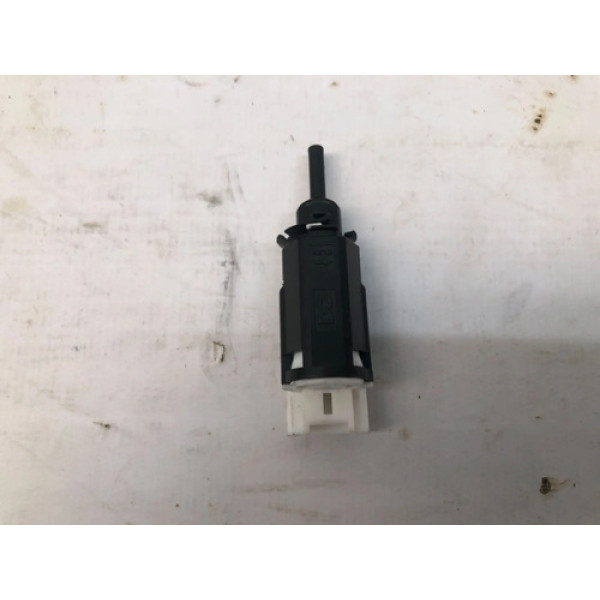 Interruptor Pedal Freio Kwid 1.0 2022 2025 253205115r