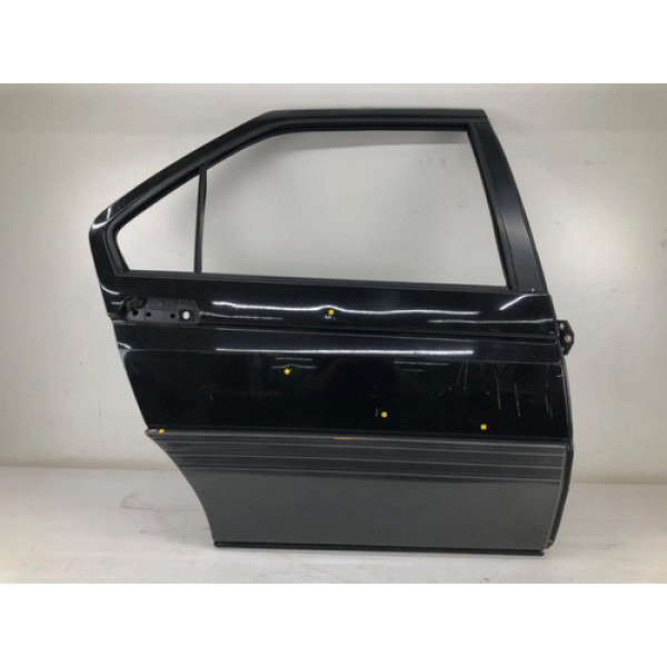 Porta Traseira Direita Alfa Romeo 164 1993 1997 Detalhe Traseira Direita Preto