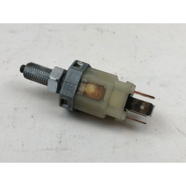 Interruptor Pedal Freio Chery Face 2010 2015 A213720010