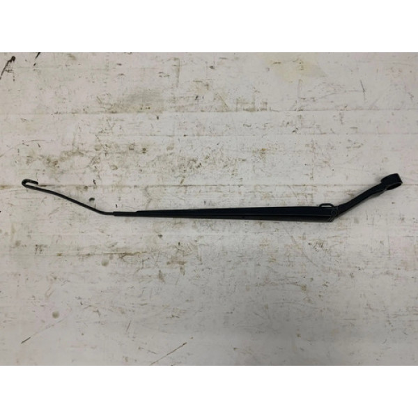 Braço Limpador Direito Para Brisa Nissan Versa 2015 2019 Direito