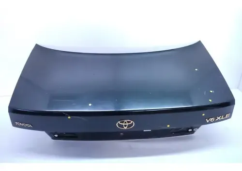 Tampa Traseira Toyota Camry 1992 1997 * Detalhe