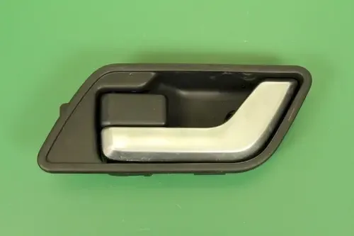 Maçaneta Interna Dianteira Esquerda Freelander 2 2010