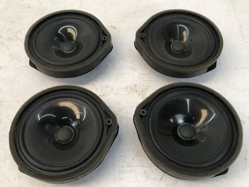 Kit Alto Falantes Portas Honda Hrv 2015 2021 Preto