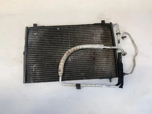 Condensador Ar Condicionado Peugeot 206 1.6 8v 1999 2001