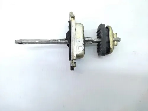 Limitador Porta Dianteiro Esquerdo Freelander 1 2003 2006