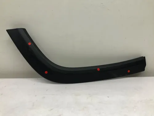 Moldura Caixa Roda Traseira Esquerda Commander 2021 2025 Det Preto