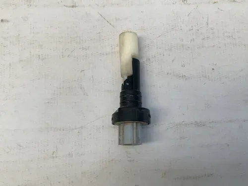 Sensor Nível Reservatório Limpador Volvo V40 T4 2000 2004