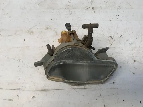 Farol Milha Esquerdo Volvo V70 2000 2006 8620228 Tranparente