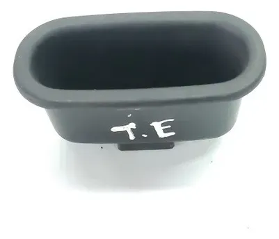 Moldura Puxador Porta Traseira Esquerda Peugeot 307 Cinza