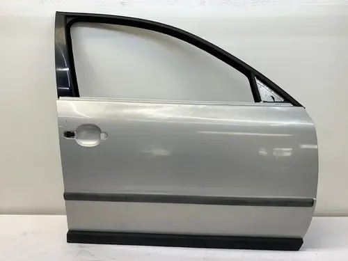 Porta Dianteira Direita Vw Passat 1997 2000 Dianteira Direito Prateado