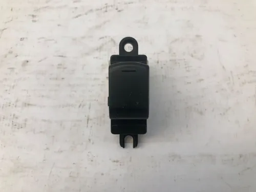 Botão Vidro Traseiro Esquerdo Nissan Versa 2015 2019