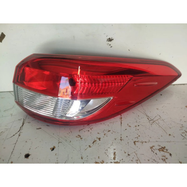 Lanterna Direita Toyota Yaris Sedan 2018 A 2024 Original Direito/passageiro Vermelho