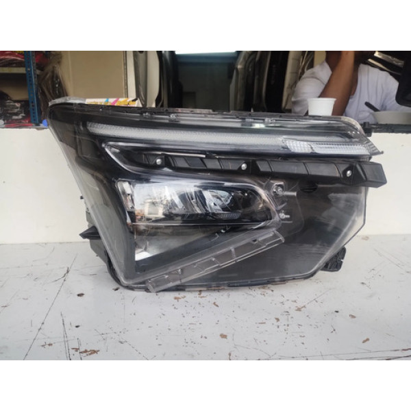 Farol Direito Spin Full Led 2024 2025 Semi Novo Original Lj Direito/passageiro