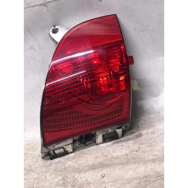 Lanterna Neblina  Esquerdo Peugeot 2008 A 2020 Original Gp Esquerdo/motorista Vermelho