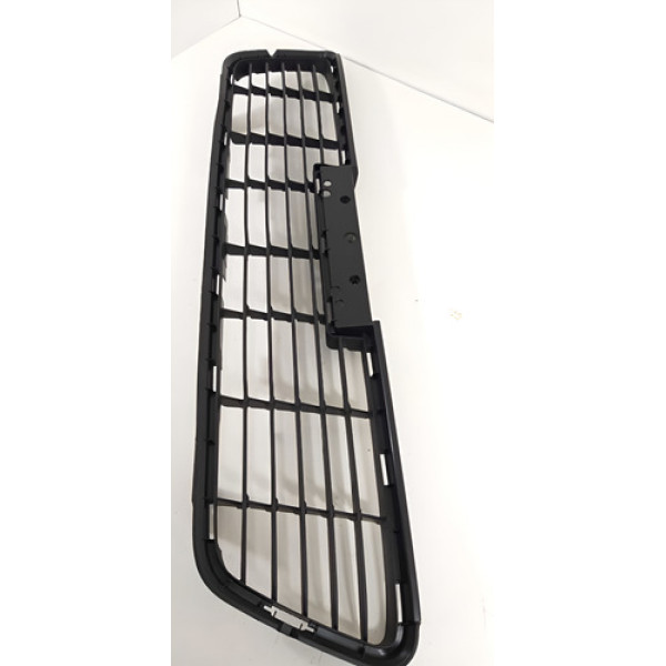 Grade Inferior Central Para-choque Hilux Srv 2018 Preto Mate