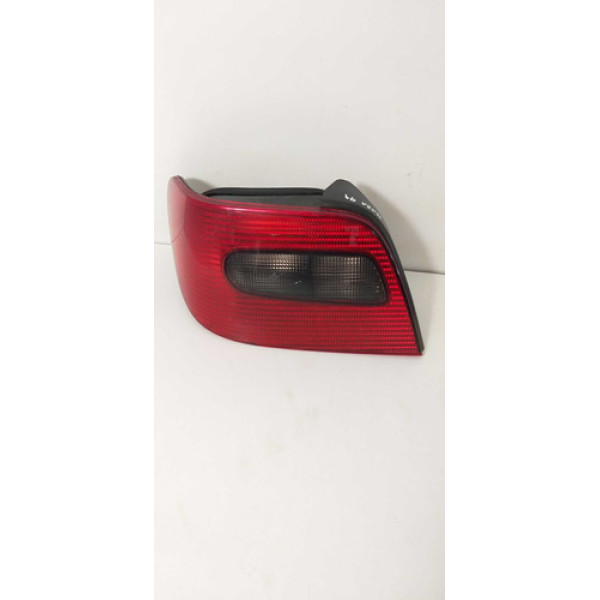 Lanterna Traseira Lado  Esquerda Xsara 1997 Até 2000 Detalhe
