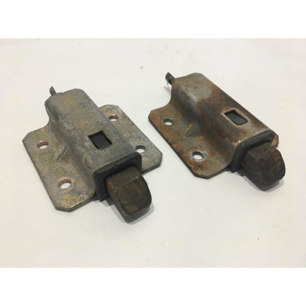 Par Fechadura Tampa Traseira Fiat Strada 96/00 Original