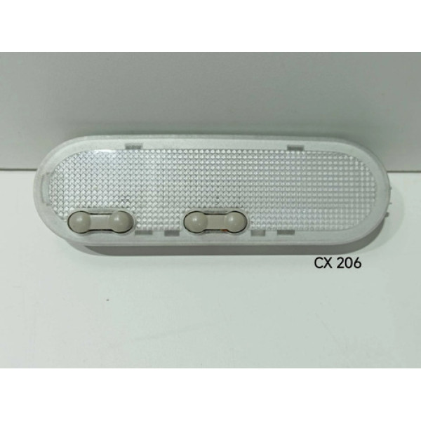 Luz Teto/ Cortesia Renault Sandero/ Logan 10/18 8200073231