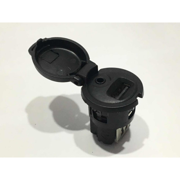 Tomada Usb Citröen C3 13/16 96647952