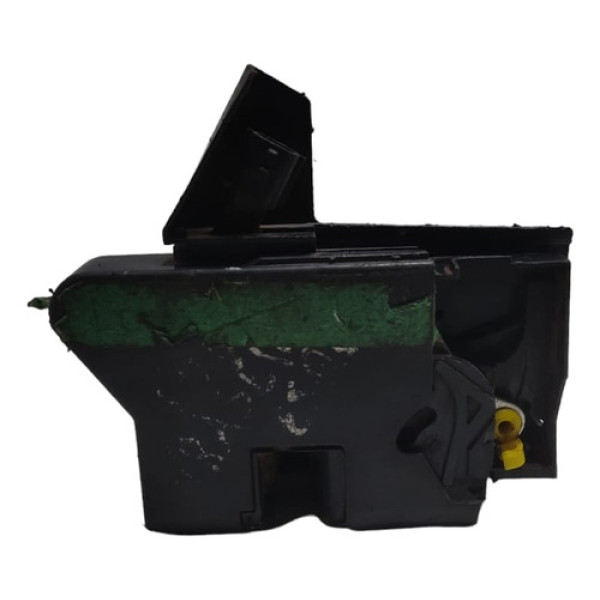 Fechadura Porta Traseira Esquerda - Renault Sandero - 13/15