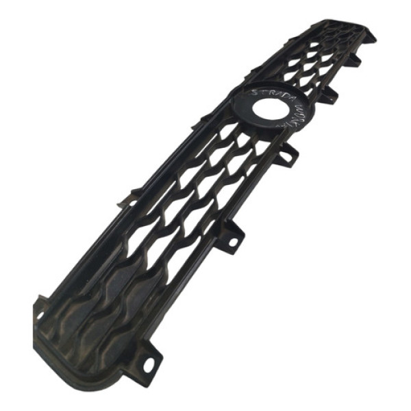 Grade Parachoque Dianteira Fiat Strada 2014 A 2020