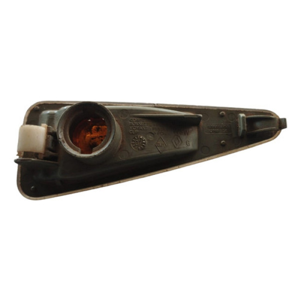 Lanterna Pisca Paralama Lateral Renault Sandero 08 A 15