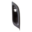 Moldura Botao Vidro Traseiro Esquerdo Cruze Hatch Ltz 1.4 18