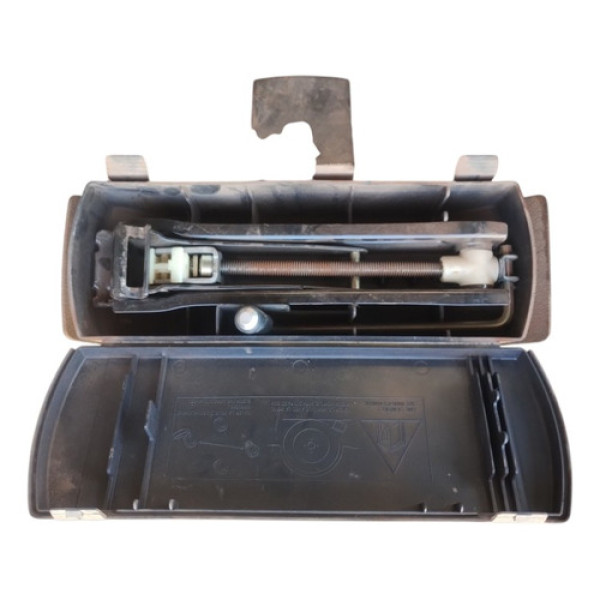 Caixa Ferramentas Macaco Roda Citroen Picasso 2001 2005