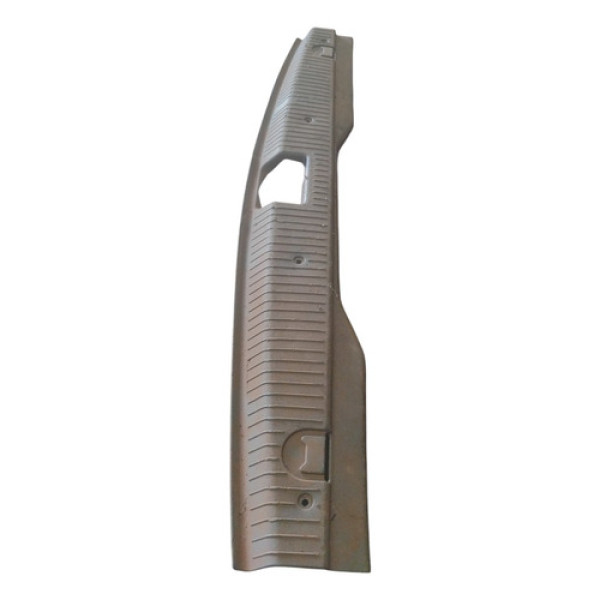 Moldura Acabamento Inferior Porta Mala Gm Meriva 2003 A 2012