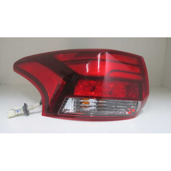 Lanterna Mitsubishi Outlander 2014/2015 Led 20072355 Esquerdo