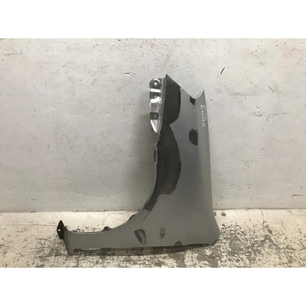Para Lama Toyota Etios Com Furo De Pisca 21072712