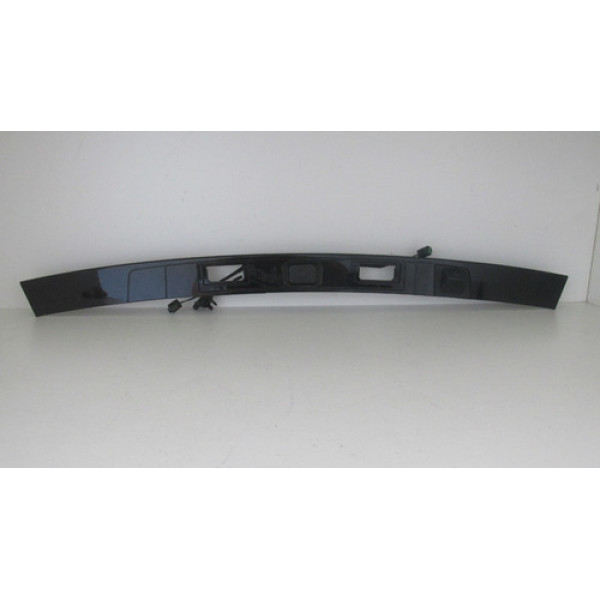 Aplique Tampa Traseira Land Rover Discovery Sport 15 011059