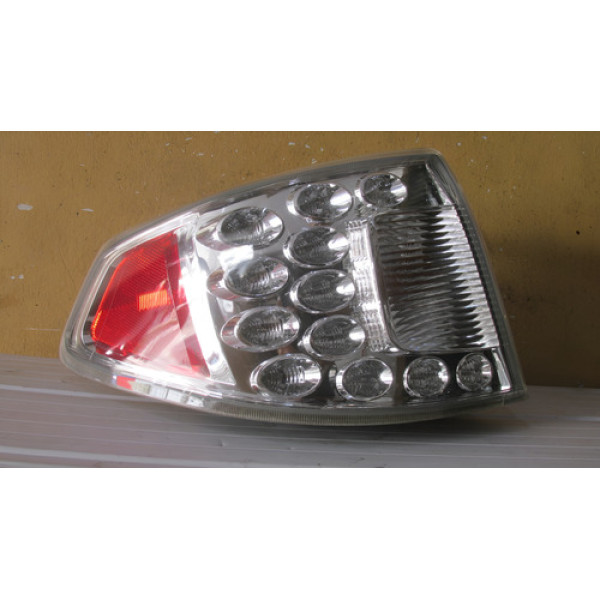 Lanterna Subaru Impreza Hatch 2008 2009 2010 2011 Lte10585 Esquerdo Incolor