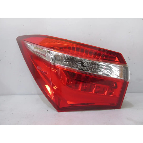 Lanterna Toyota Corolla 2015 Led Cp19102262 Esquerdo Vermelho