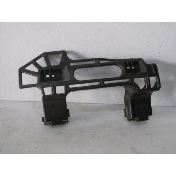 Guia Parachoque Traseiro Hyundai Hb20 Sedan Le 151f