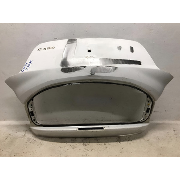 Tampa Traseira Chevrolet Chevrolet Onix L23072 Branco