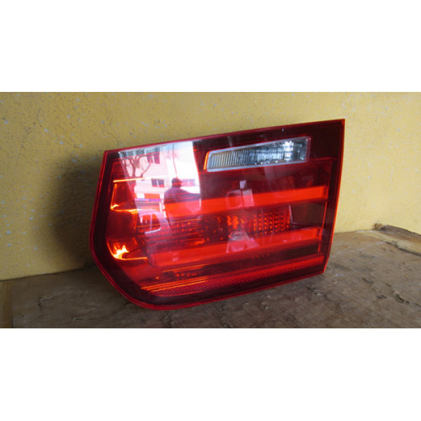 Lanterna Tampa Traseira Bmw 320 2013 2014 L18022717 Direito