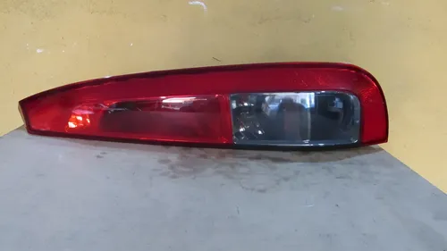 Lanterna Traseira Ford Fiesta Hatch 2008 A 2013 17060716 Direito Vermelho