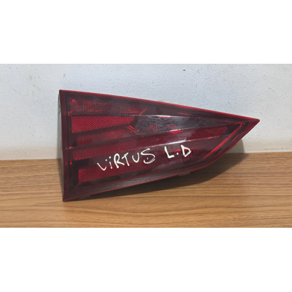 Lanterna Tampa Traseira Direito Polo Virtus (6ec945094) Orig Direito/passageiro Vermelho