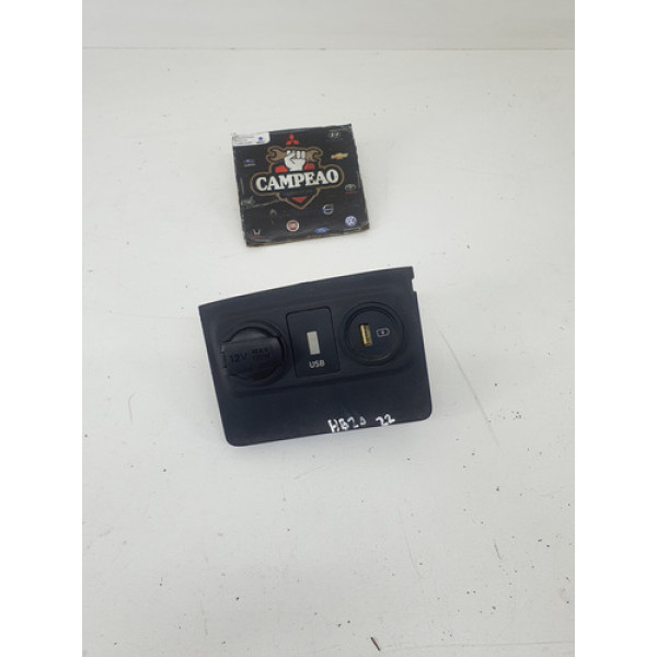Moldura Tomada Usb Hyundai Hb20 2022