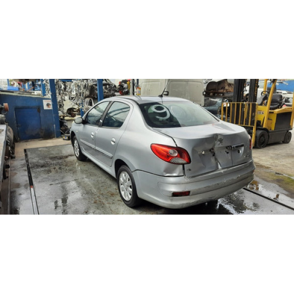 Porta Traseira Esquerda Peugeot 207 Passion 2011