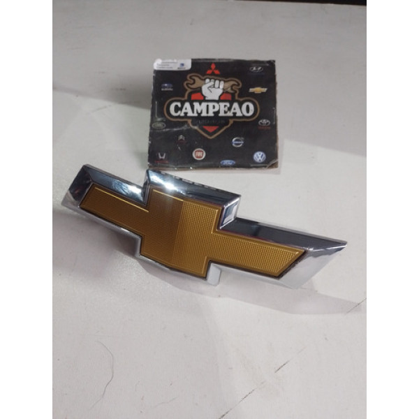 Emblema Parachoque Dianteiro Chevrolet Onix