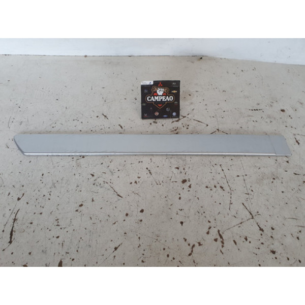 Acabamento Porta Traseira Direita Toyota Corolla 2008
