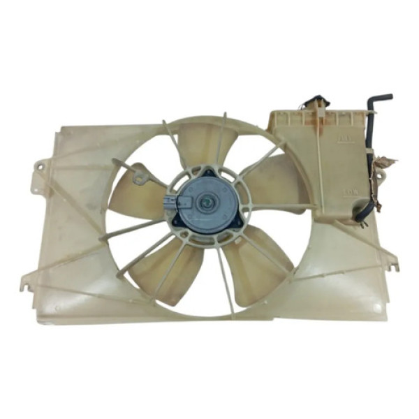 Defletor Ventoinha Ar Condicionado Corolla 2003/2008 Detalhe