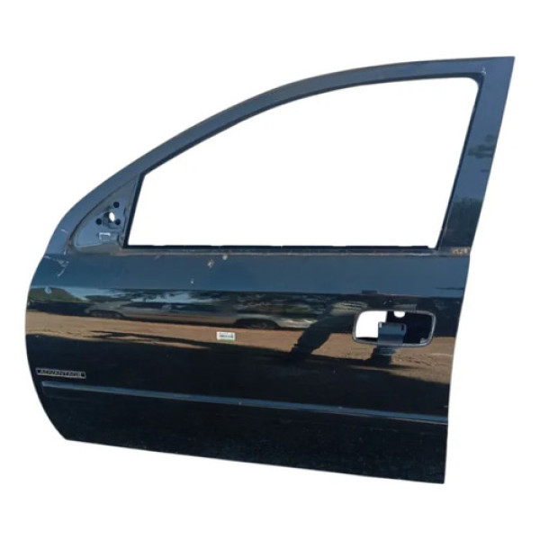 Porta Dianteira Esquerda Gm Astra 1999 A 2011 Detalhe Dianteira Direito Preto Dianteira Direito Preto
