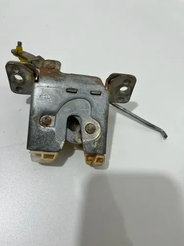 Fechadura Porta Malas Gm Corsa Wind 4 Portas 94 Á 99