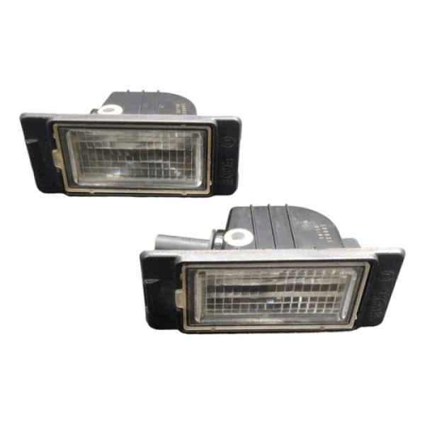Par Luz De Placa Gm Tracker 2021