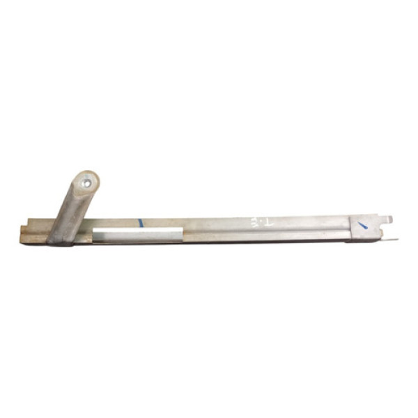 Guia Canaleta Vidro Porta T.e Nissan Frontier 2014 
