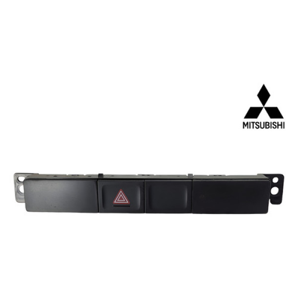 Botao Comando Pisca Alerta Painel Mitsubishi Outlander  2016 Preto
