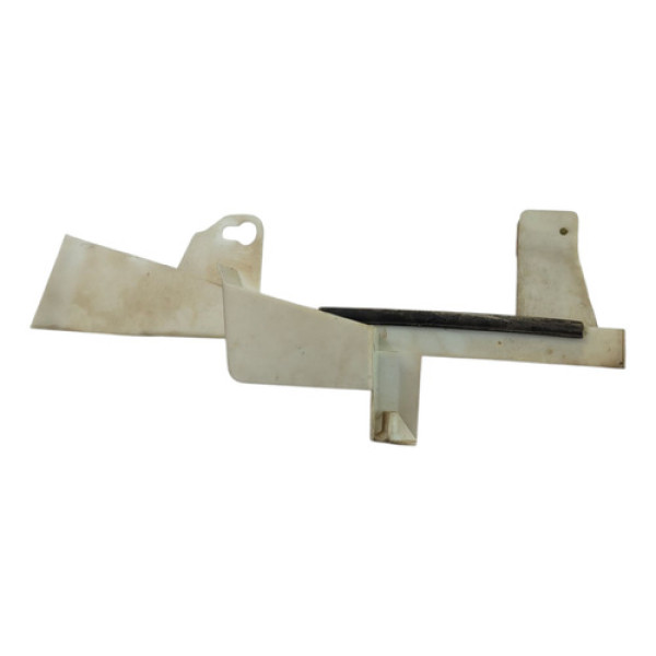 Guia Canaleta Vidro Dianteiro Direito Citroen C5 2005